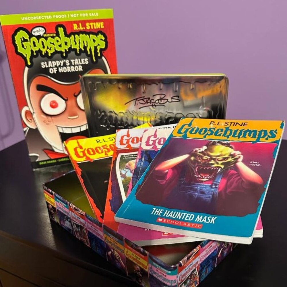 AUTOGRAPHED Goosebumps Limited Edition Tin with RARE Uncorrected Proof - Picture 2 of 5